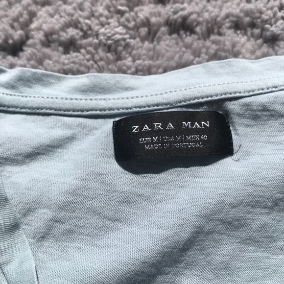 Back Zip-up Shirt - Picture 4 of 5